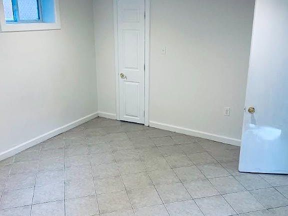 5th image of 343 Beach 12th St