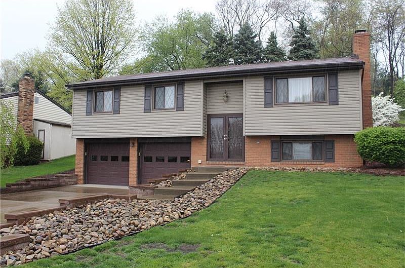 1st image of 338 Ligonier Ln