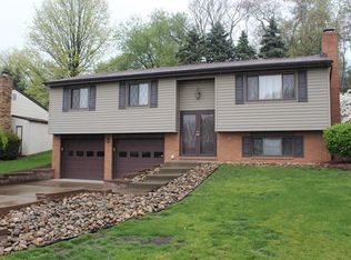338 Ligonier Ln, New Kensington, PA 15068