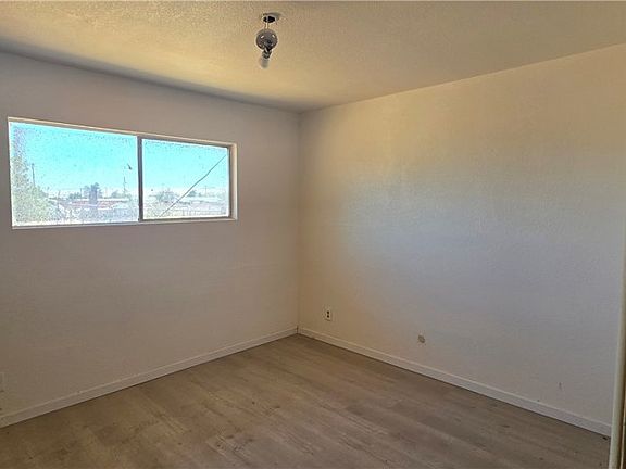 5th image of 25526 Jade Rd