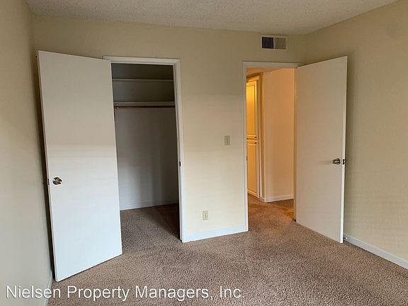 2nd image of 2815 E St APT 6
