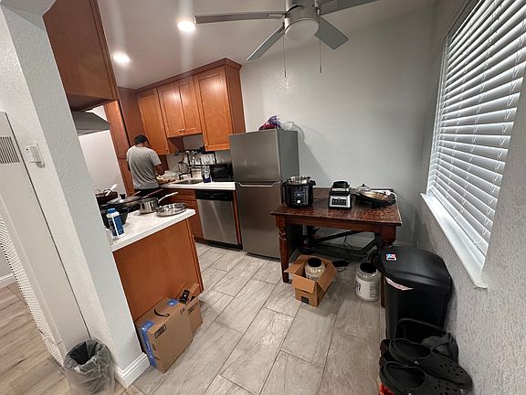 3rd image of 1350 Warburton Ave APT 3