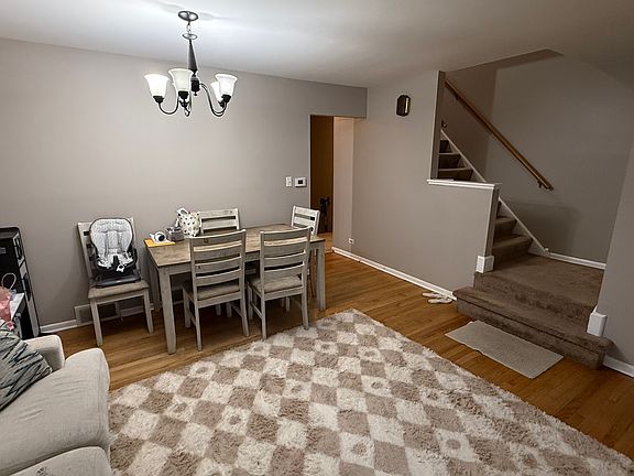 4th image of 4847 Enfield Ave #C