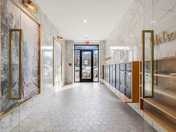 5th image of 1801 Broadway #5K
