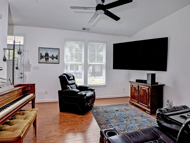 4314 Casey Blvd — Photo 9