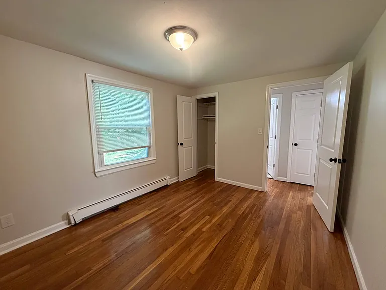 39 Hawthorne Dr #1 — Photo 13