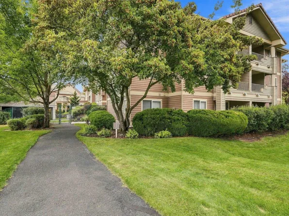 639 N Riverpoint Blvd APT J305, Spokane, WA 99202