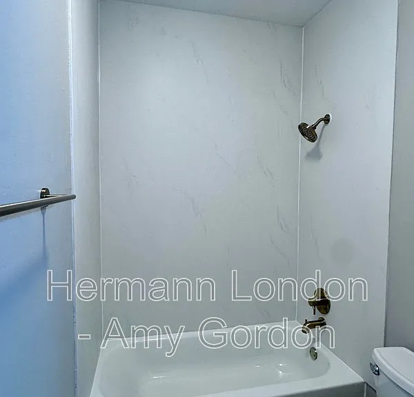 2336 Rutger St #C — Photo 13
