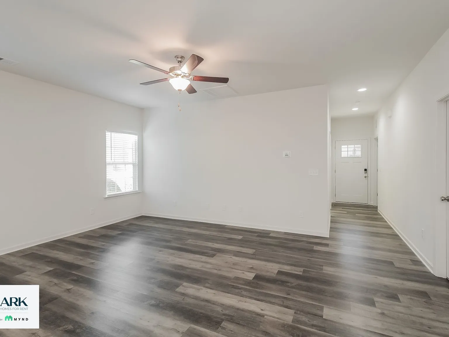 3 bed, 2.0 bath, 1244 sqft, $1,791 — Photo 4
