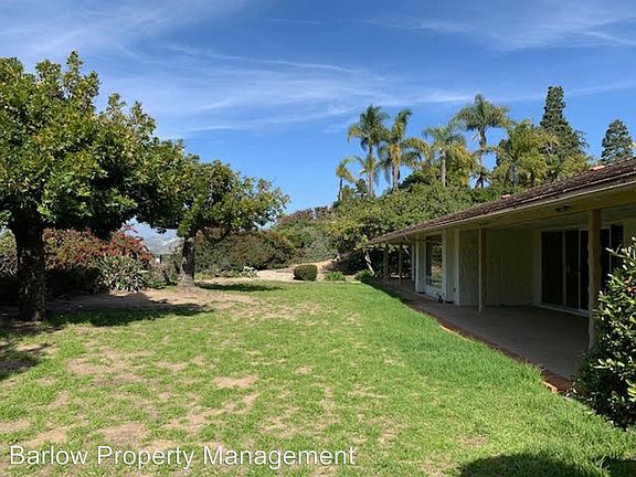2nd image of 814 Valley Vista Dr