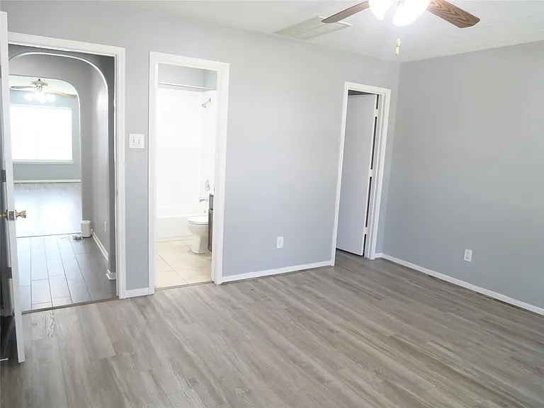 11931 Panay Village Cir — Photo 18
