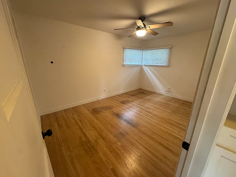 4776 Garfield St — Photo 11