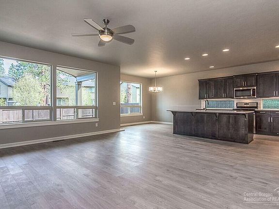 4th image of 60444 Hedgewood Ln Lot 184