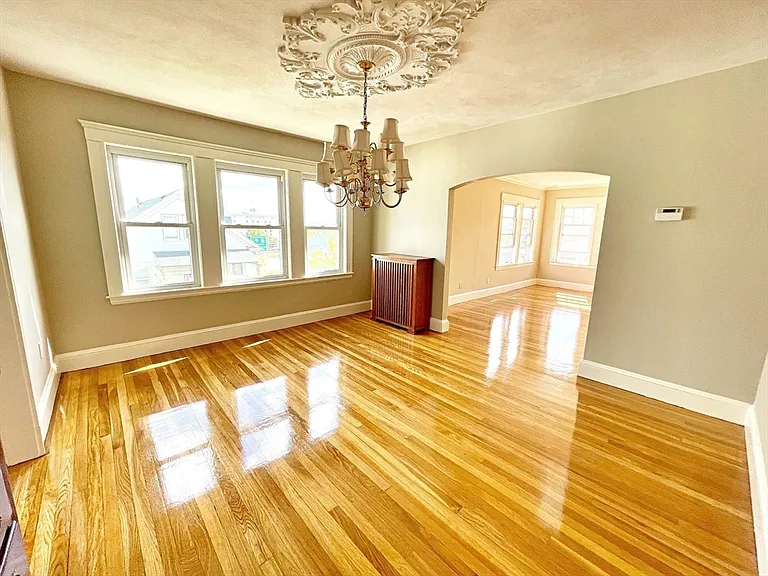 15 Puritan Rd — Photo 17