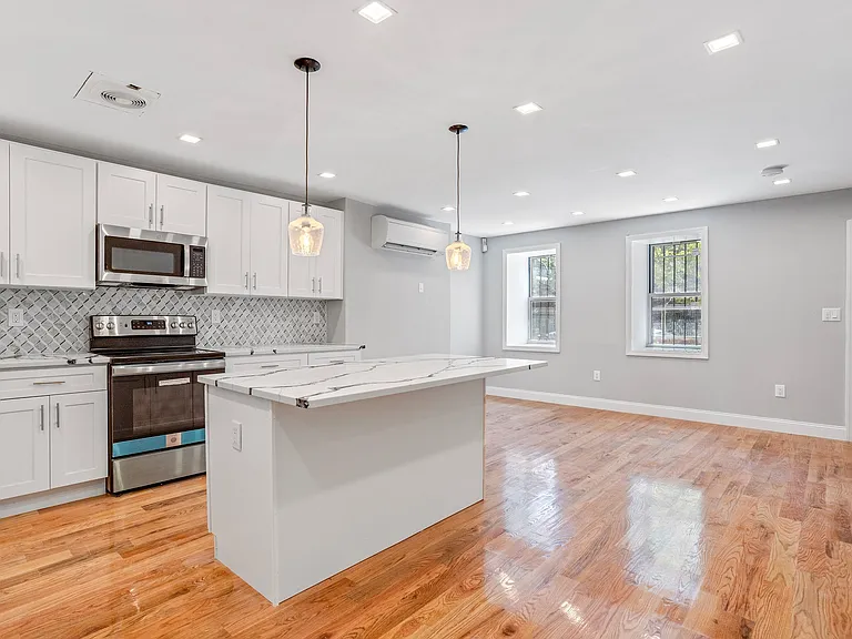 1253 Saint Marks Ave #1 — Photo 1