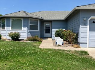 525 Winters Way, Talent, OR 97540