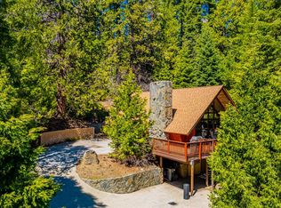 1163 Silvertip Ln, Fish Camp, CA 93623