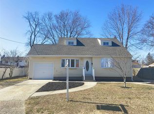 210 Front Ave, Brentwood, NY 11717