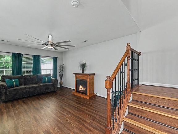3rd image of 5150 Trump St Unit 105