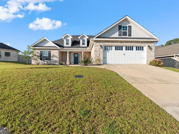 342 Creek Ridge Dr, Warner Robins, GA 31088