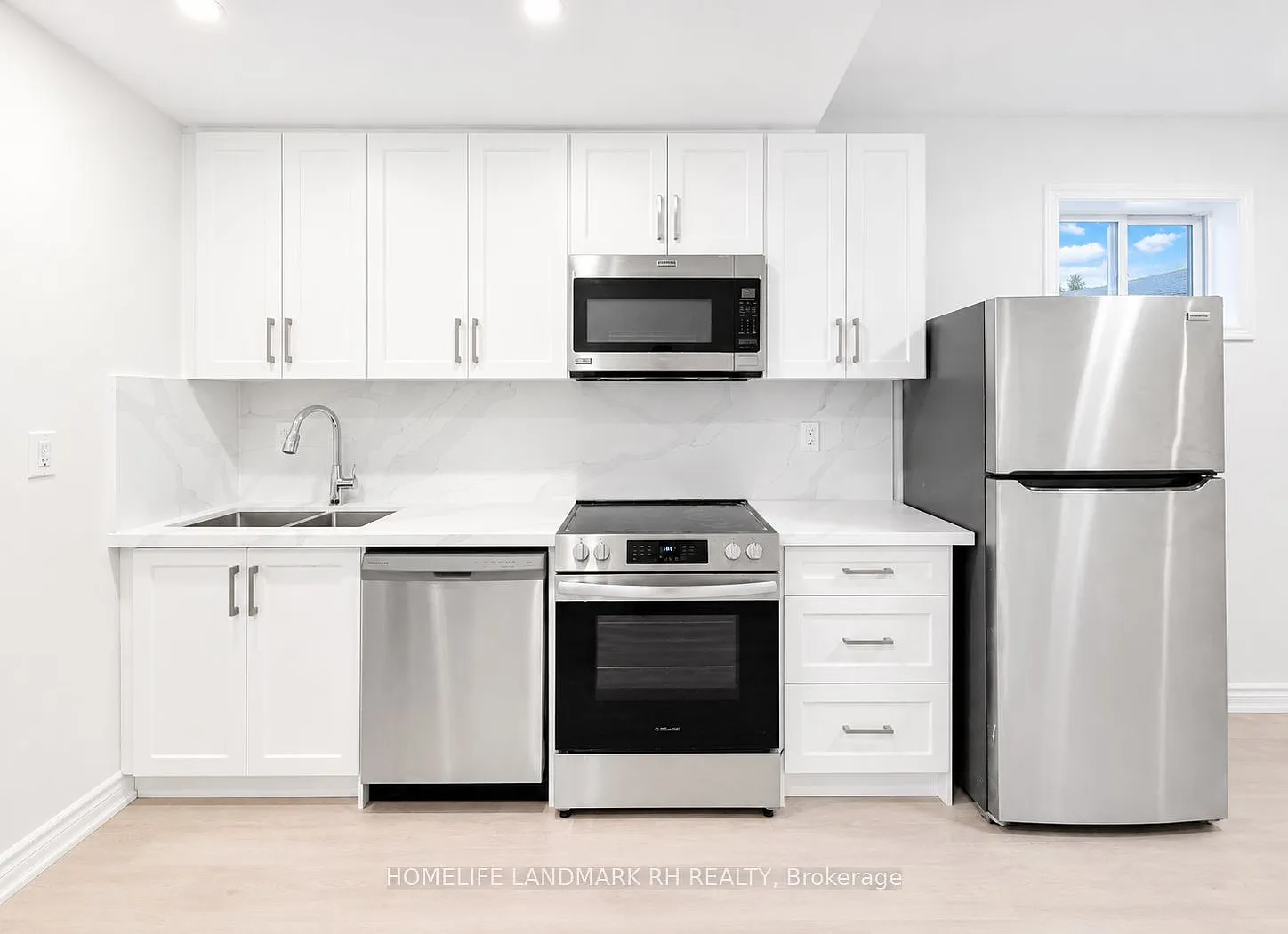3 bed, $3,000 — Photo 4