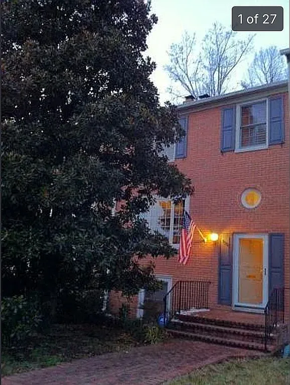 8240 Taunton Pl W photo 1