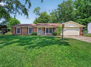 3925 Thorton Dr, Fort Wayne, IN 46815