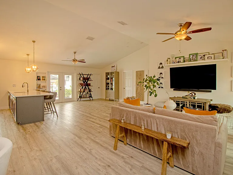 9540 Sun Isle Dr NE — Photo 17
