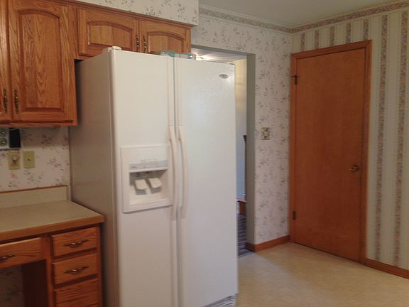 5th image of 18 Clive Ave