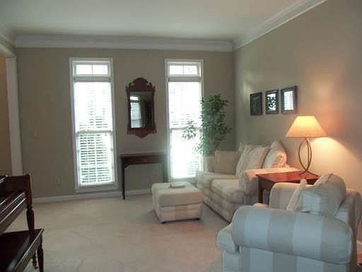 5th image of 1905 Milfield Cir