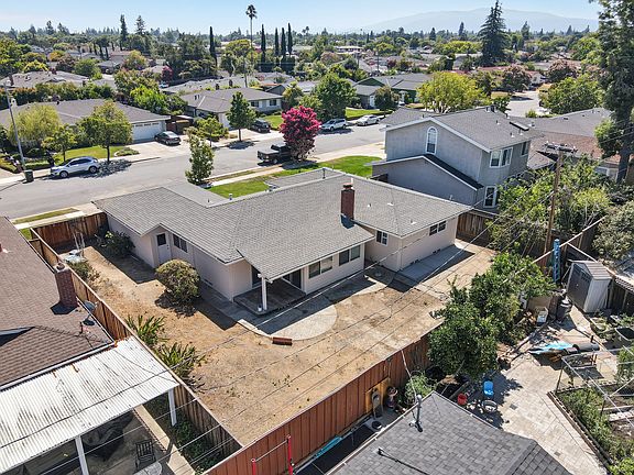 4th image of 10675 Martinwood Way