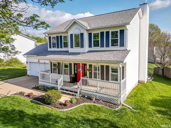 1112 W Rosewood Dr, Bloomington, IN 47404