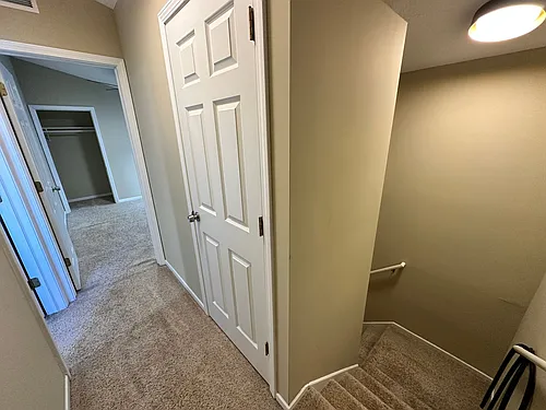 629 Oak St SE #2 Photo 1