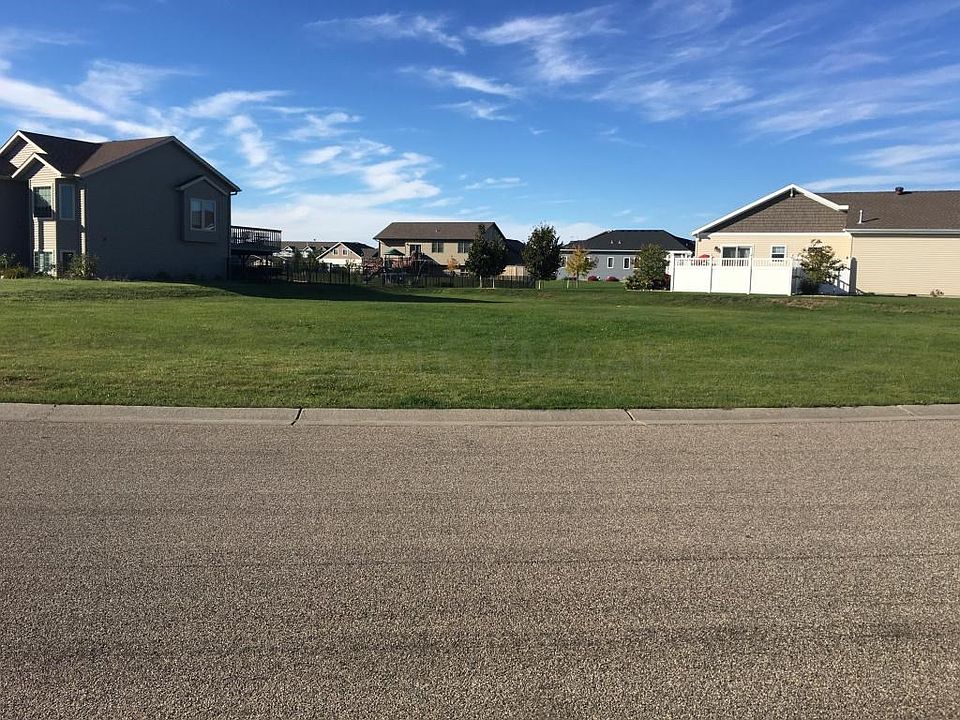 Center View of Lot