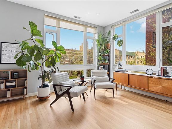 5th image of 4150 N Sheridan Rd Unit 3S