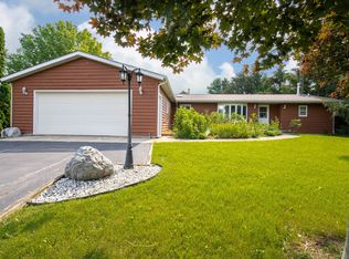 31868 Hillcrest Rd, Kingston, IL 60145