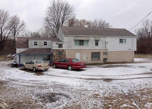 1st image of 47075 Jefferson Ave