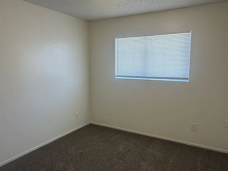 2011 Parker Pl — Photo 10