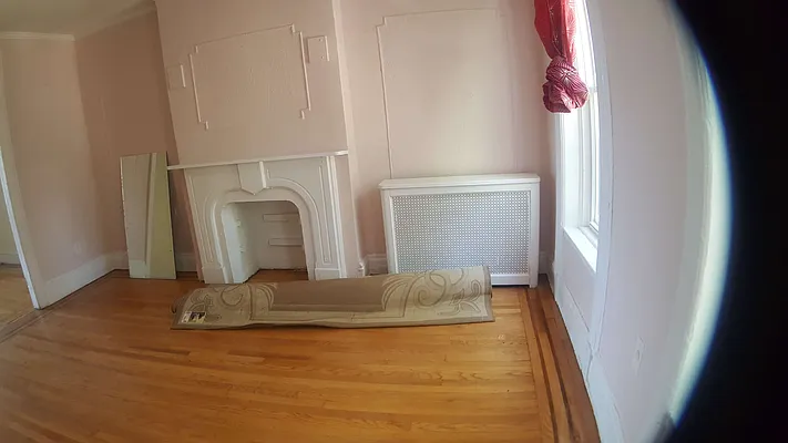 Rented by Sprint Realty | media 10