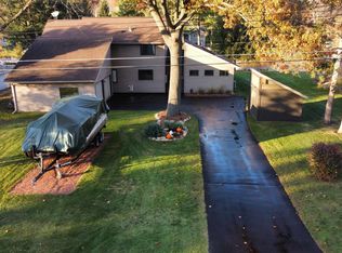 W11082 Rodney Dr, Lodi, WI 53555