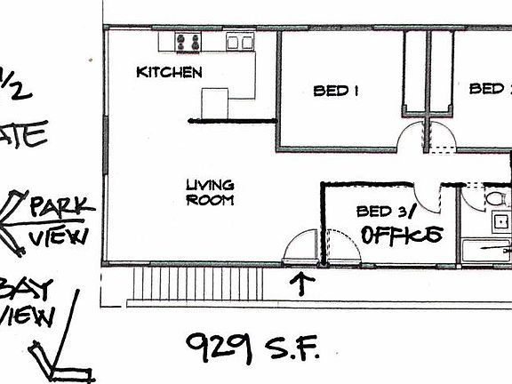 Spacious Floor Plan with bay and park views