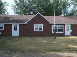 410 Alice Ave, Wibaux, MT 59353