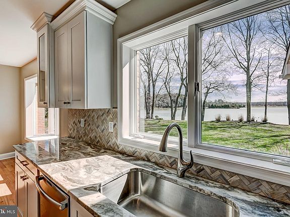 5th image of 144 Governors Way S