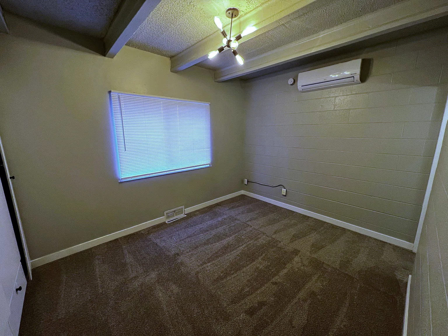 Renovated Apartment in Sugarhouse! — Photo 4