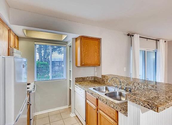 2nd image of 3018 S 1st St APT 118