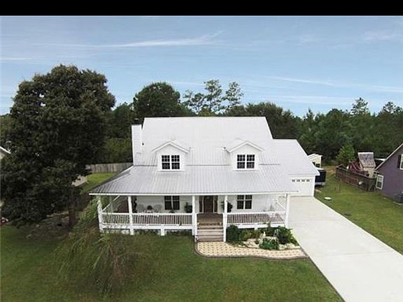 3rd image of 15309 Parker Rd