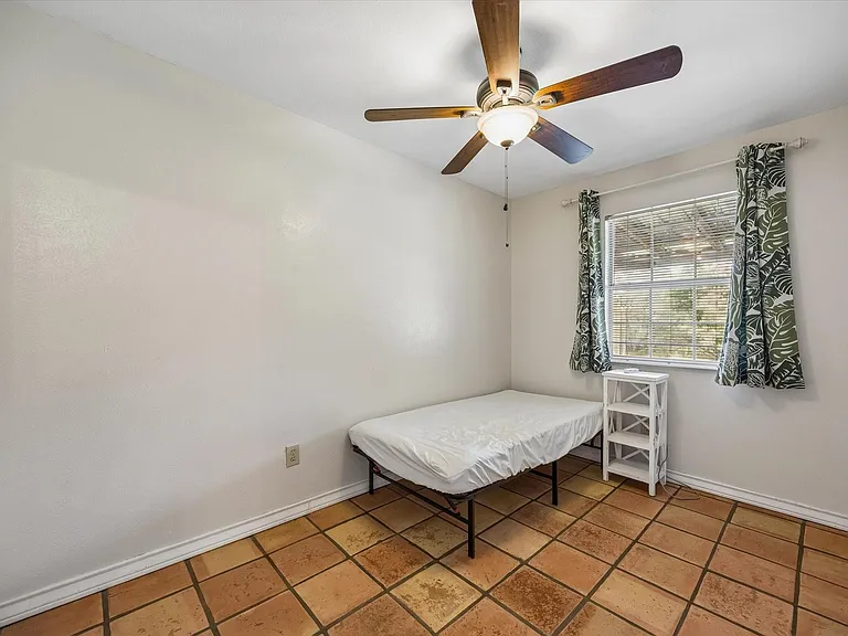 420 High Mesa Dr — Photo 10