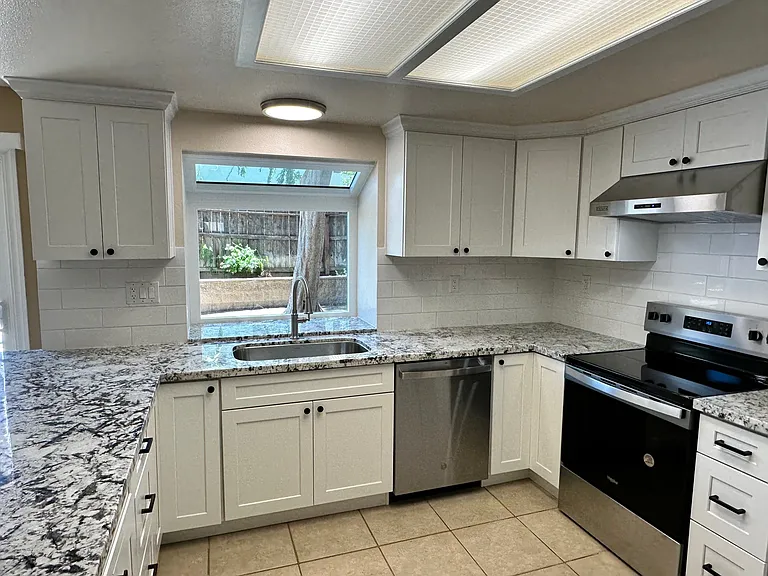 316 W El Paso Ave — Photo 3