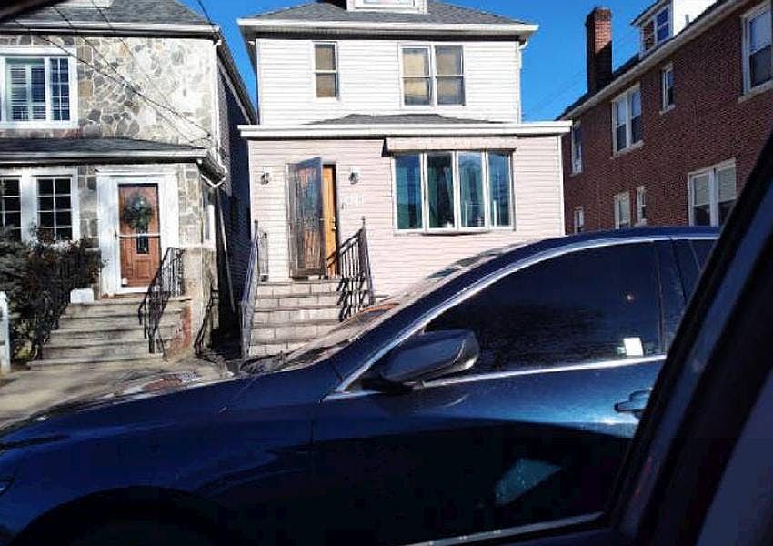 1st image of 820 Edison Ave