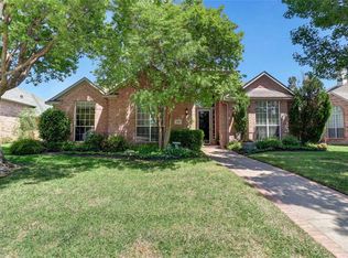 436 Beacon Hill Dr, Coppell, TX 75019